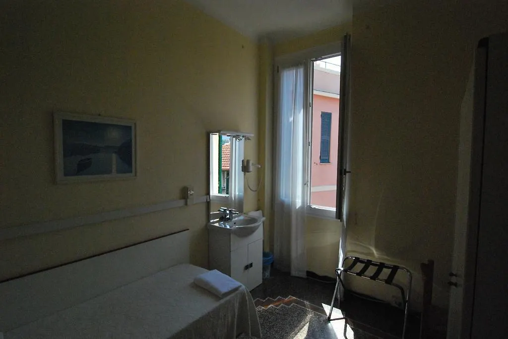 Albergo La Vela Rapallo Hotel